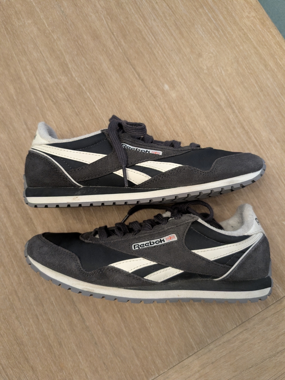 Reebok Classic AZ Washed Black/Chalk - Women's 8